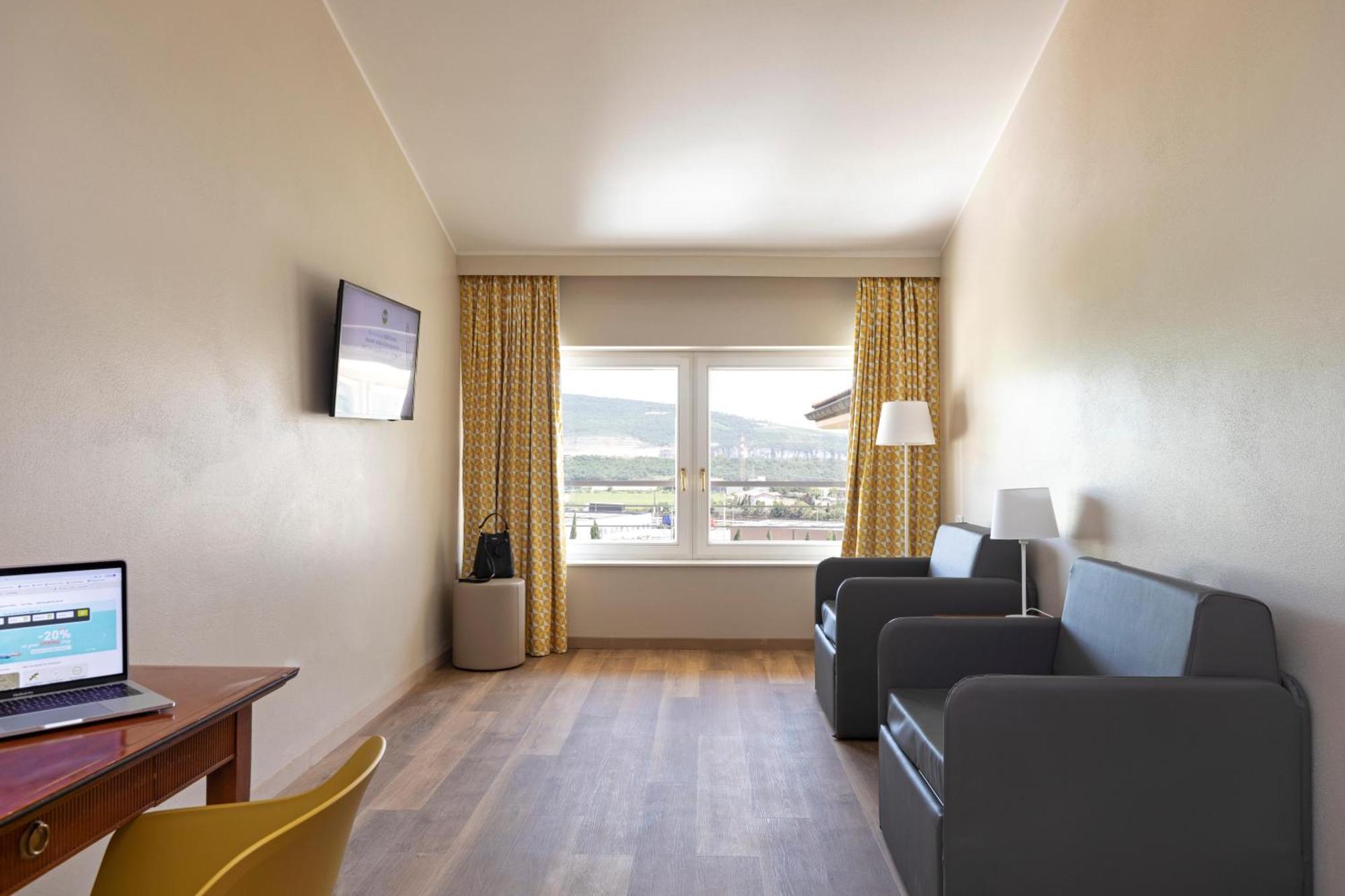 B&B Hotel Affi - Lago di Garda Esterno foto